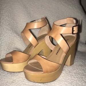 Chinese laundry wooden heels
